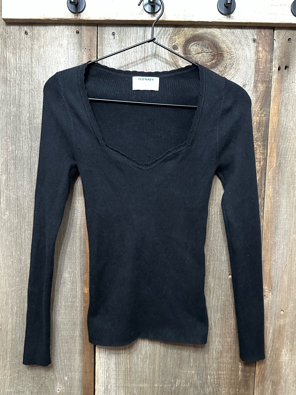 Old Navy Ribbed Fitted Swearheart Neckline Sweater in Black Size Small Women’s